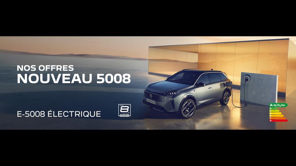 PEUGEOT e-5008