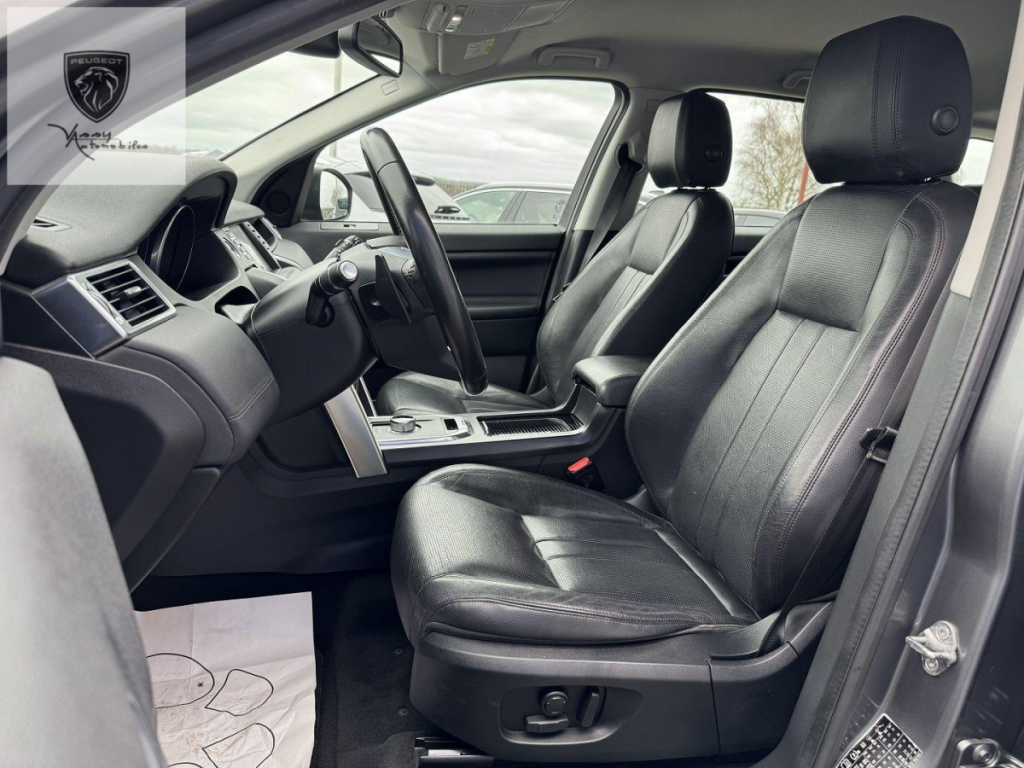 Land Rover Discovery Sport 2.0 TD4 180 AUTO 4WD Business