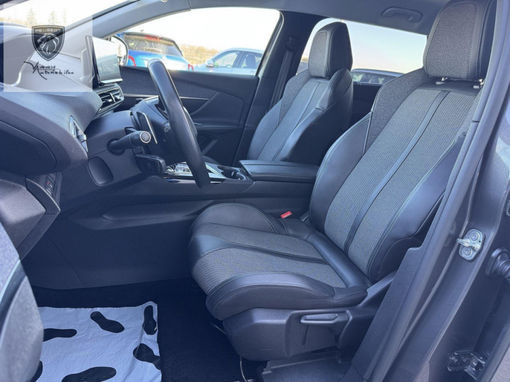 Peugeot 5008 (2) BlueHDi 130 S&S EAT8 Allure Pack