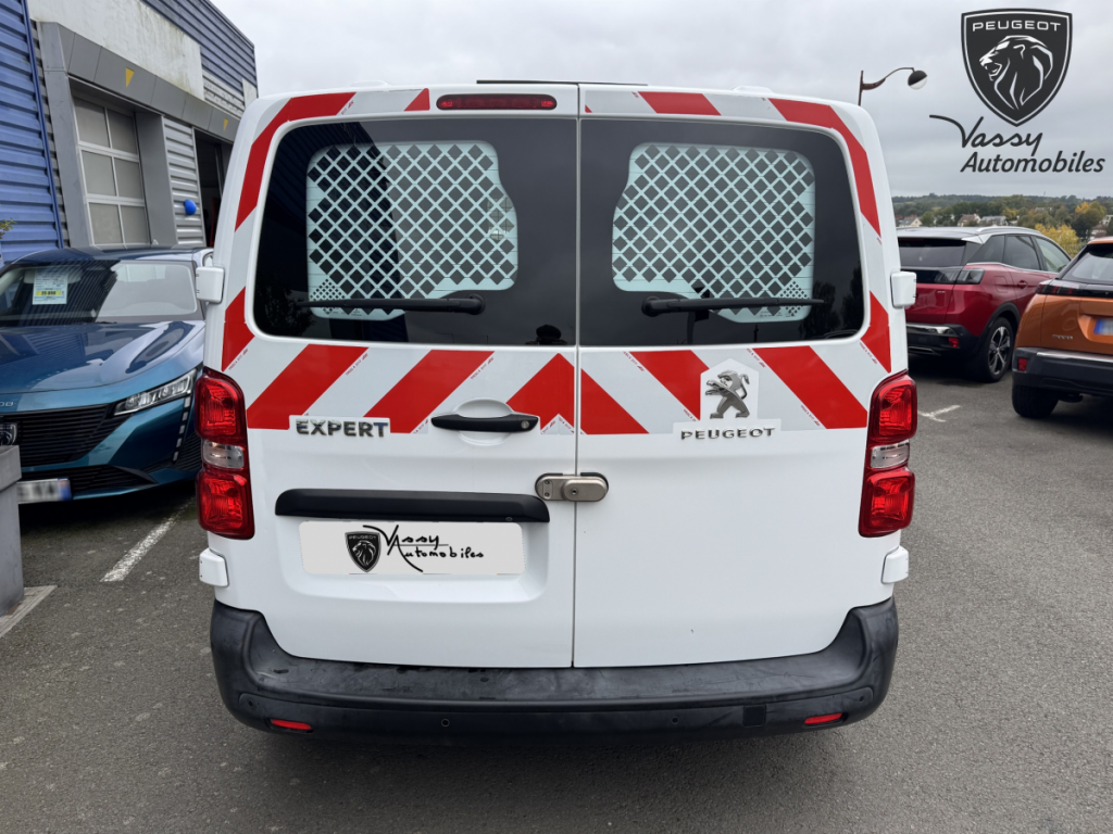 Peugeot Expert (3) 1.5 BLUEHDI 120 S&S STANDARD Asphalt 4 portes  (août 2020)