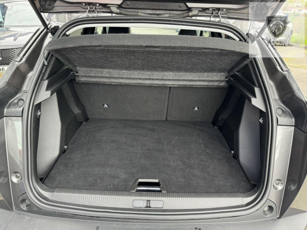 Peugeot 2008 (2) PureTech 130 S&S EAT8 ALLURE BUSINESS