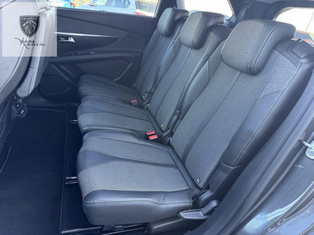 Peugeot 5008 (2) BlueHDi 130 S&S EAT8 Allure Pack