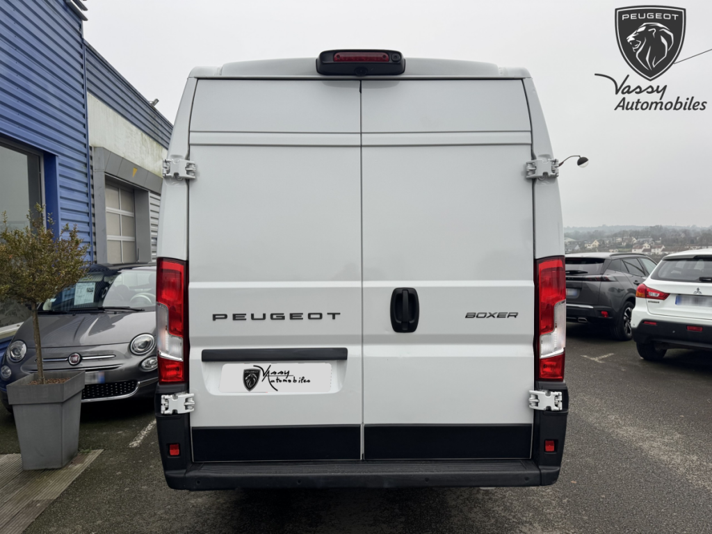 Peugeot Boxer (2) 2.2 180 CH BVA8 3.5T MAXI L4H2