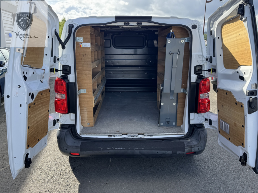 Peugeot Expert (3) 1.5 BLUEHDI 120 S&S STANDARD Asphalt