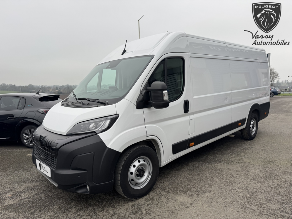 Peugeot Boxer (2) 2.2 180 CH BVA8 3.5T MAXI L4H2