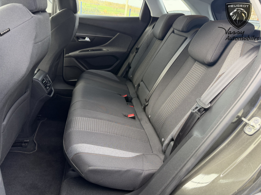 Peugeot 3008 (2) BlueHDi 130 S&S ACTIVE BUSINESS