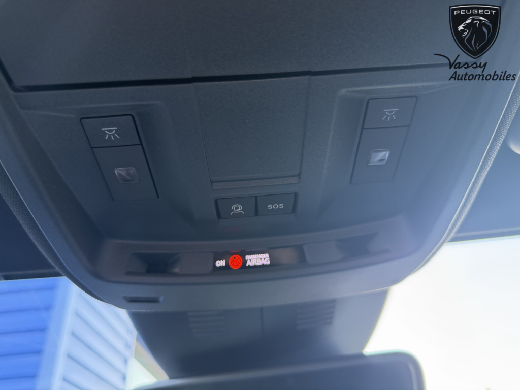 Peugeot 3008 (3) 1.2 HYBRID 145 E-DCS6 ALLURE