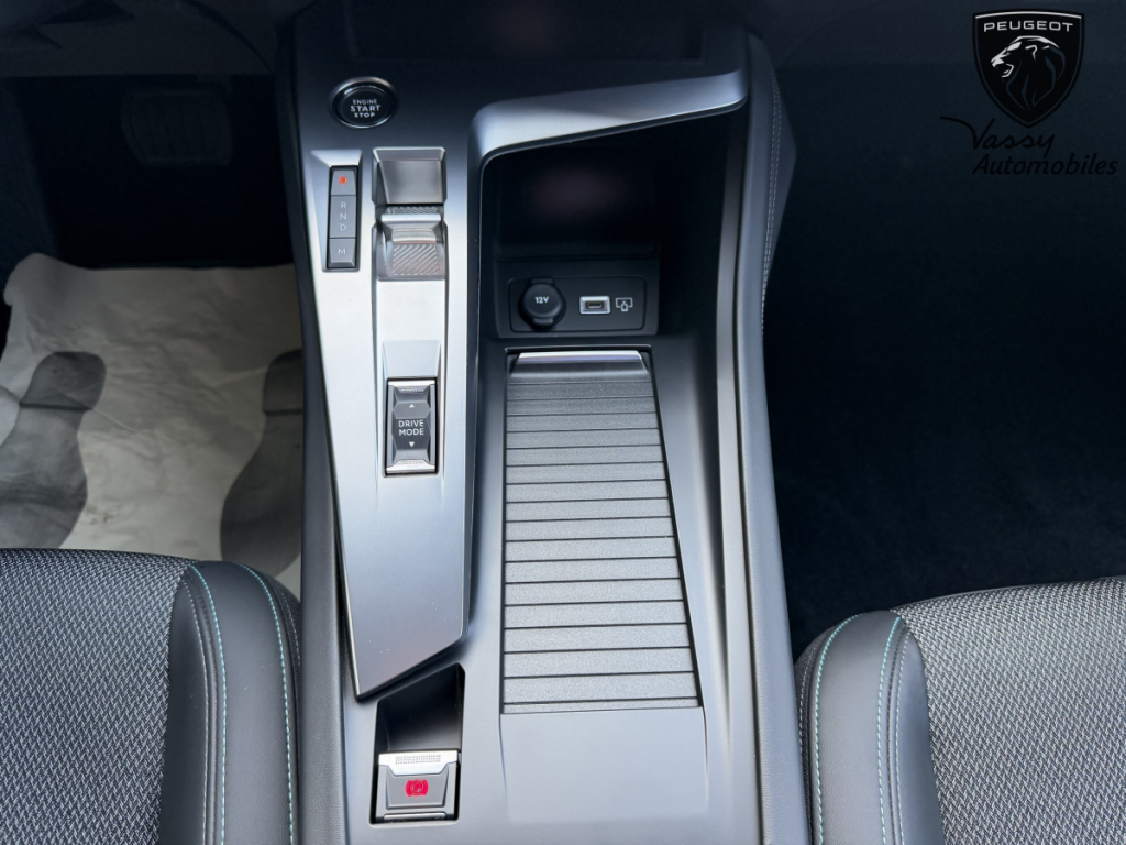 Peugeot 308 SW (3) BlueHDi 130 EAT8 ALLURE