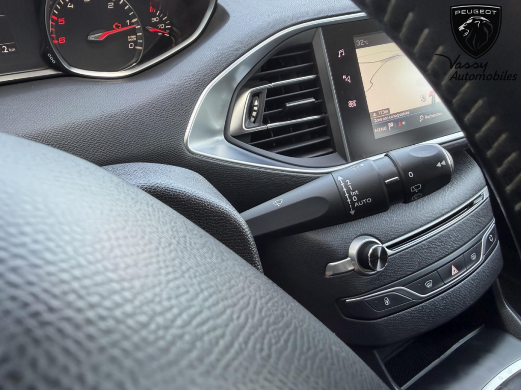 Peugeot 308 (2) BlueHDi 130 S&S Allure