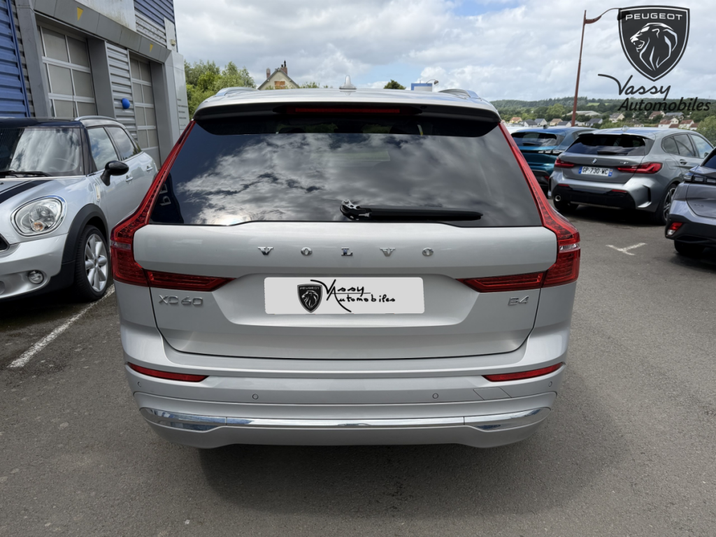 Volvo XC60 (2) B4 197 Geartronic 8 Plus Style Dark
