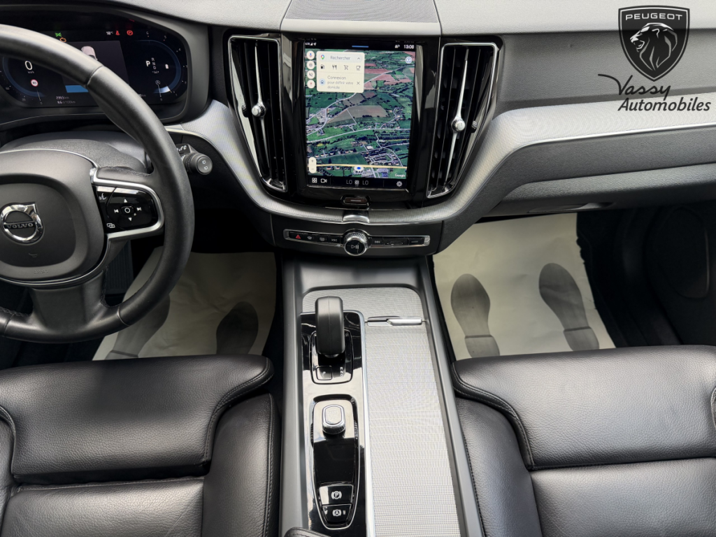 Volvo XC60 (2) B4 197 Geartronic 8 Plus Style Dark