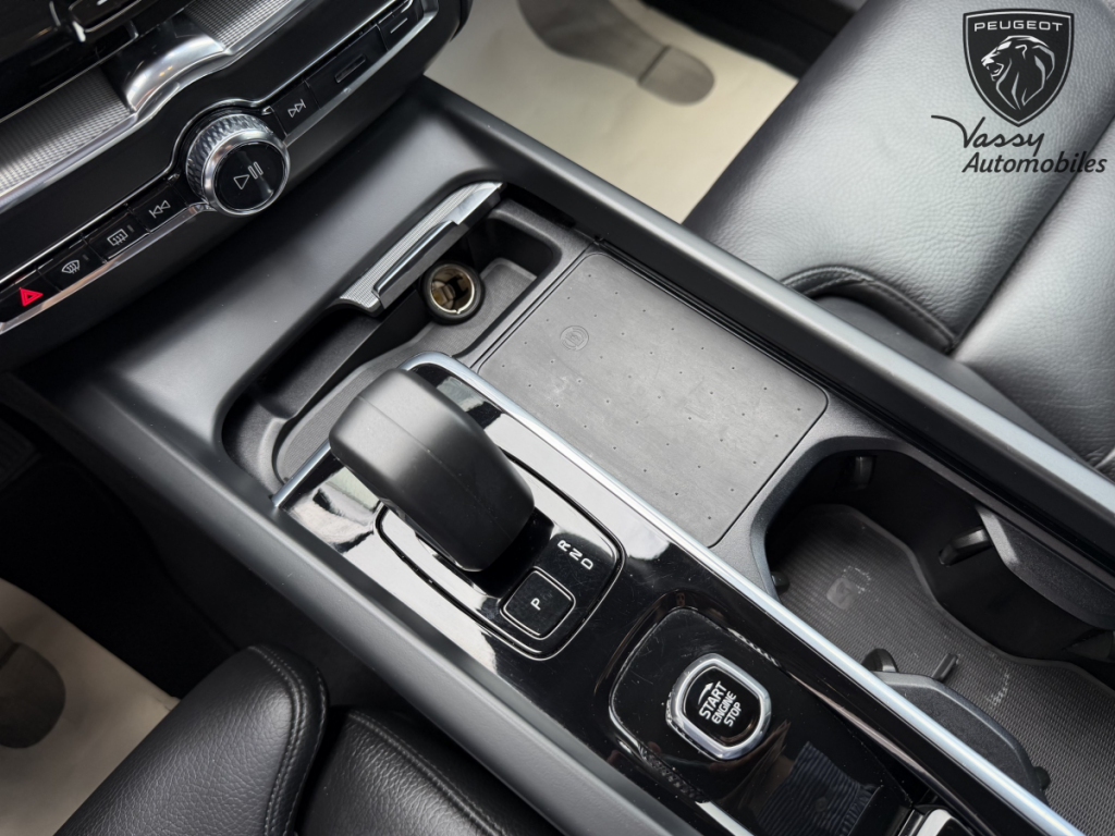Volvo XC60 (2) B4 197 Geartronic 8 Plus Style Dark