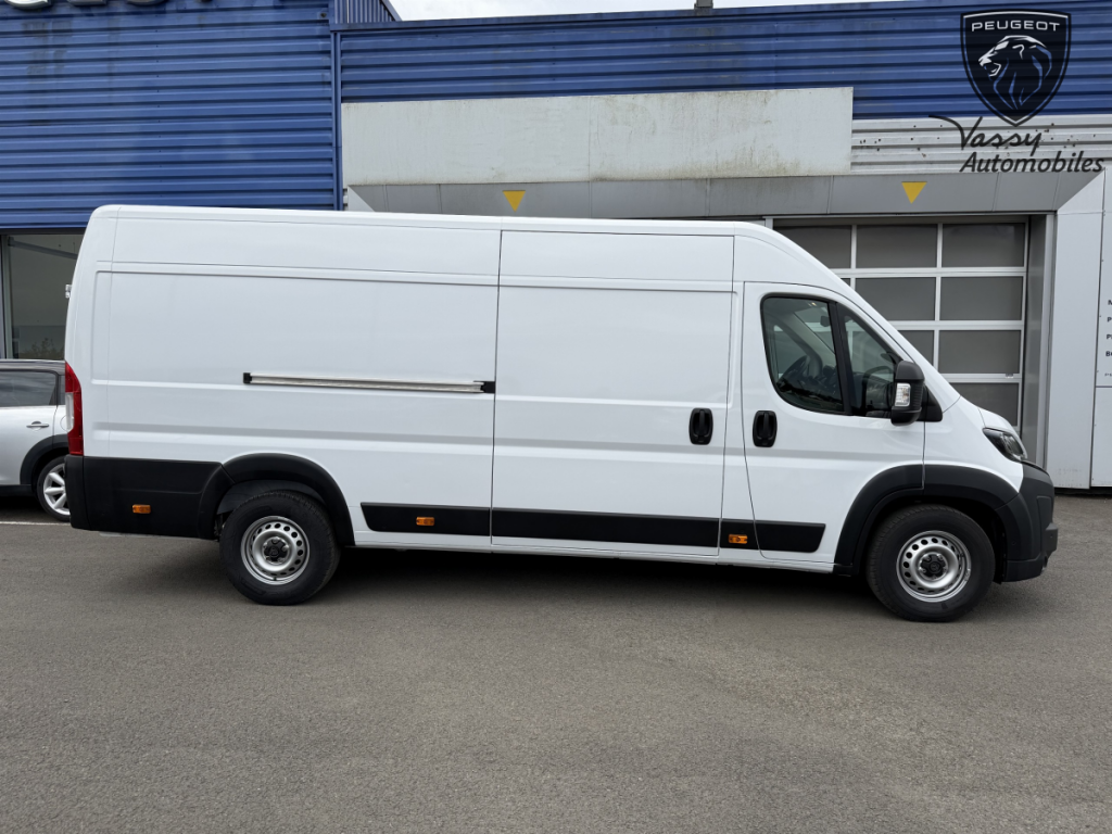 Peugeot Boxer (2) 2.2 180 CH BVA8 3.5T MAXI L4H2