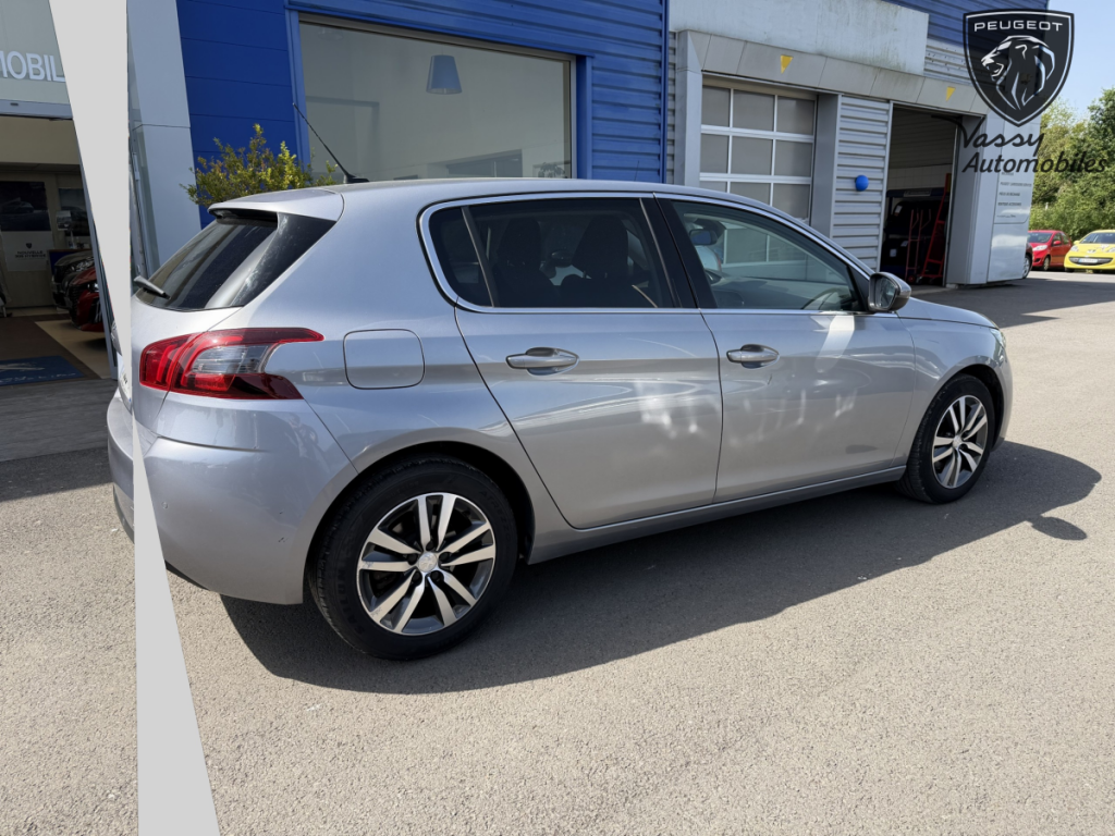 Peugeot 308 (2) BlueHDi 130 S&S Allure