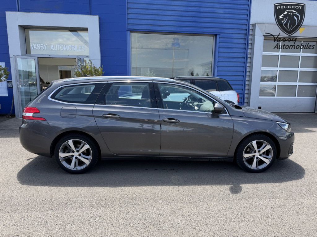 Peugeot 308 SW (2) BlueHDi 130 EAT6 S&S Allure Business