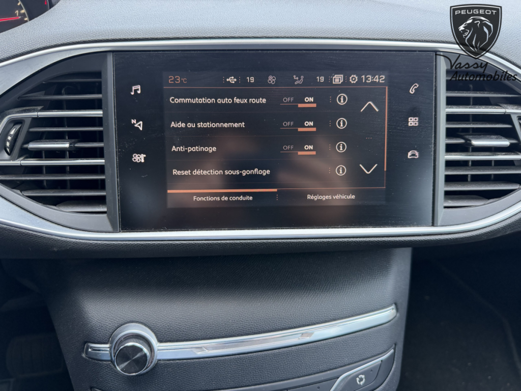 Peugeot 308 SW (2) BlueHDi 130 EAT6 S&S Allure Business