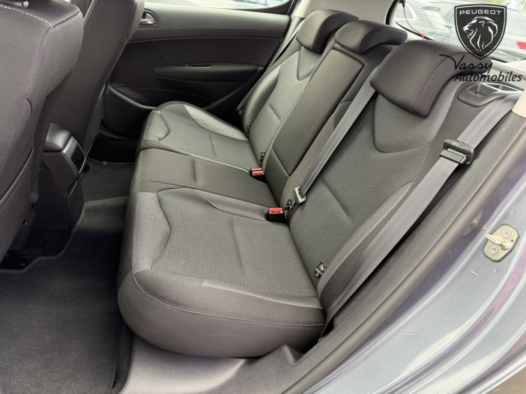 Peugeot 308 1.6 E-HDI BMP6 FAP FELINE BLUE LION