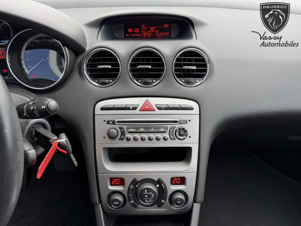 Peugeot 308 1.6 E-HDI BMP6 FAP FELINE BLUE LION
