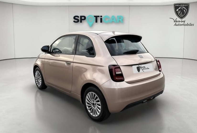 Fiat 500e (3) 24kWh