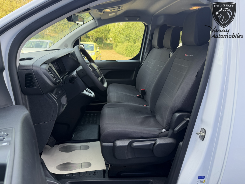 Peugeot Expert (3) Combi Taille XL 2.2 Diesel 180 S&S EAT8