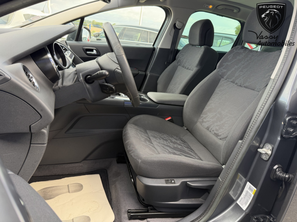 Peugeot 3008 1.6 THP 155 Allure