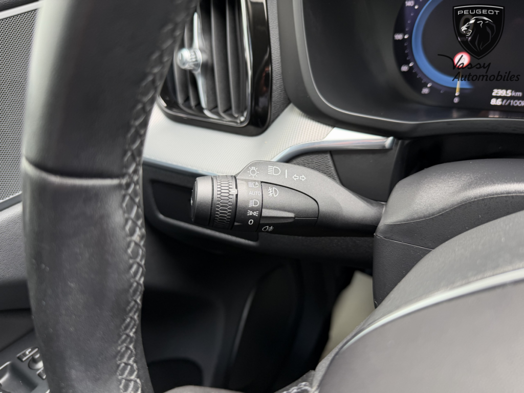 Volvo XC60 (2) B4 (Diesel) 197 Geartronic 8 Plus Style Dark