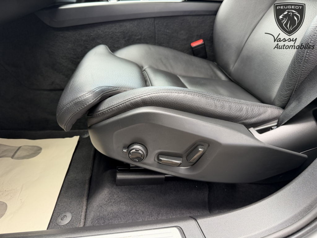 Volvo XC60 (2) B4 (Diesel) 197 Geartronic 8 Plus Style Dark