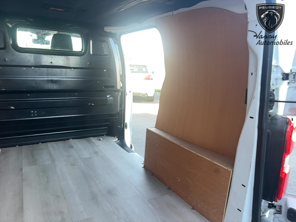 Citro�n Jumpy (3) Taille XS BlueHDi 115 S&S BVM6 Business (AMB0)  4 portes  (nov. 2016) (co2 133)
