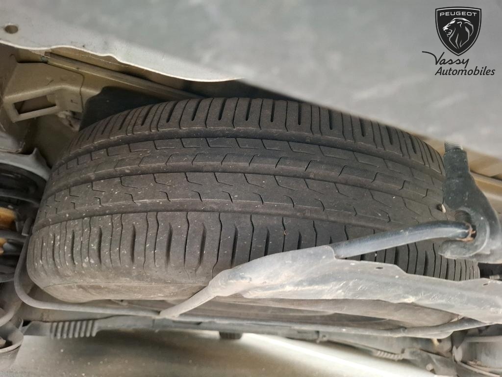 Peugeot Partner (3) BLUEHDI 75 STANDARD 650KG PREMIUM 4 portes  (avril 2019) (co2 111)
