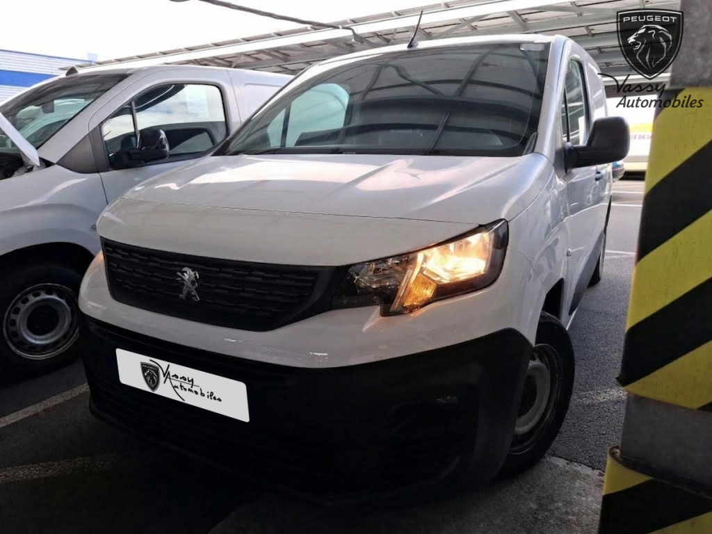 Peugeot Partner (3) BLUEHDI 75 STANDARD 650KG PREMIUM 4 portes  (avril 2019) (co2 111)